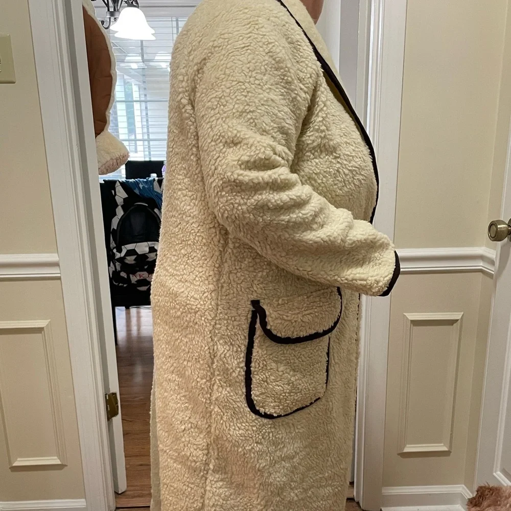 Long Sherpa Jacket - Picture 2 of 5